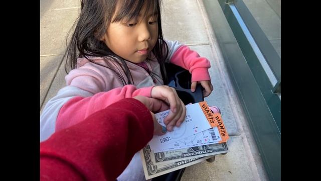 Oracle Park San Francisco / Giants vs Braves / Gala mode / Kids Video. смотреть онлайн