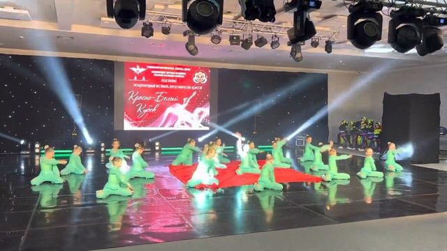 Танцевальный ансамбль Калейдоскоп Симферополь Цветок Востока 01.04.23 смотреть онлайн
