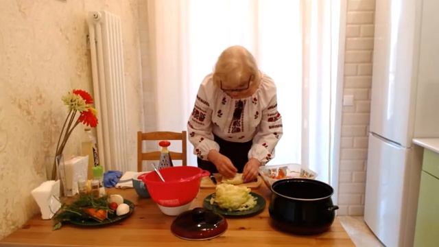 мастер-класс по приготовлению национального блюда «Українські голубці» смотреть онлайн
