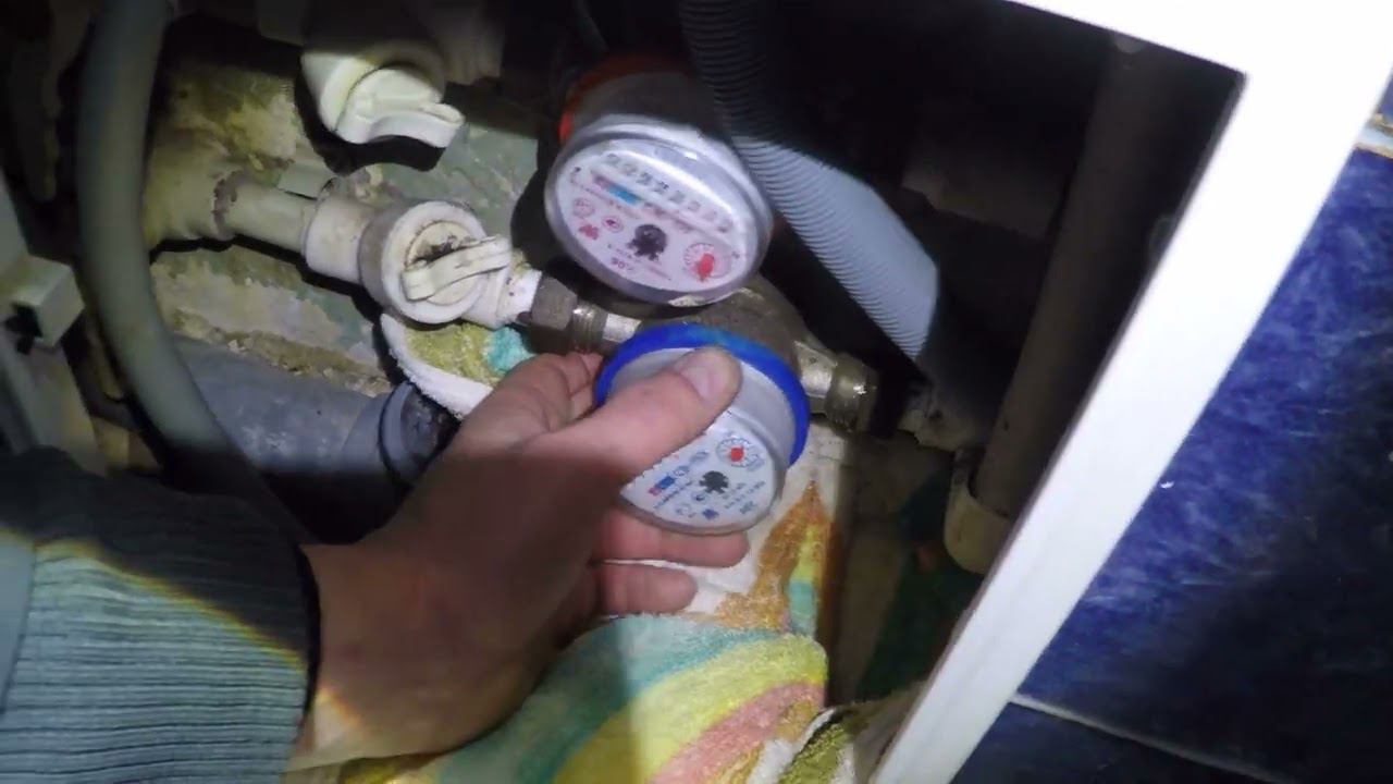 Замена прокладок на водосчётчике