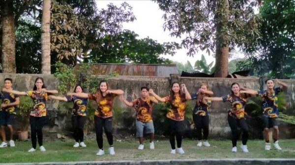 MACARENA | DJ Ericnem Remix | Dance Workout | Zumba