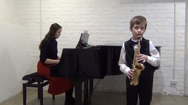 Новожилов Тимофей, 2 класс. Колыбельная - И. Дунаевский смотреть онлайн