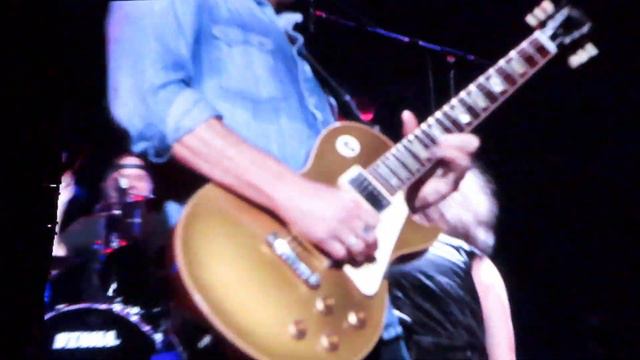 Taylor Hawkins Tribute-Geezer Butler, Sebastian Bach, Lars Ulrich & Foo Fighter play Black Sabbath смотреть онлайн