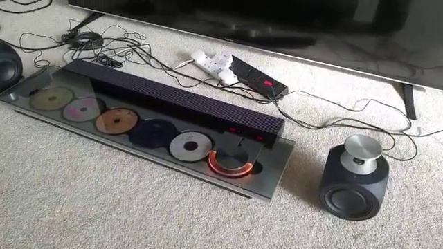 BANG & OLUFSEN BEOSOUND 9000 WITH BEOLAB 3 SPEAKERS смотреть онлайн
