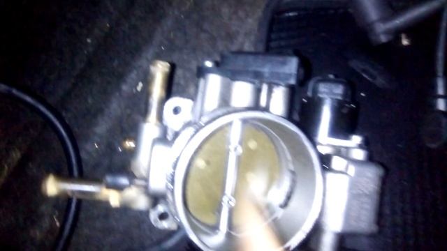 adaptación válvula PCV optra, Tacuma, Forenza tapa negra consume aceite bota humo Chevrolet Daewoo смотреть онлайн