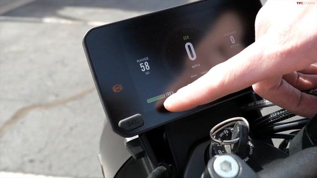 Here's What Makes The Zero FXE One Of The Best Electric Motorcycles On The Market! смотреть онлайн