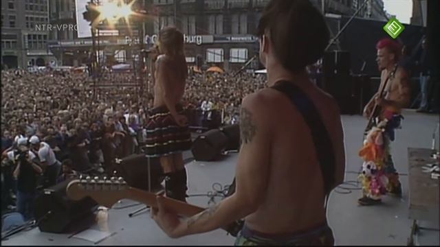 Red Hot Chili Peppers - 1989-08-26, Dam Square, Amsterdam, the Netherlands смотреть онлайн