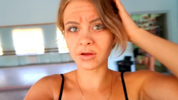 ВЛОГ: СДЕЛАЛА СЕБЕ ГРИМ БАБУШКИ!