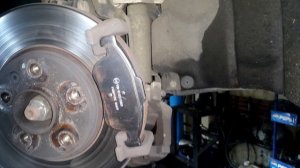 RENO GRANT SCENIC 3 замена колодок электро ручника и ремонт штекера