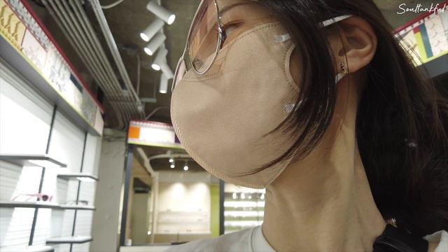 Korea Vlog | One day in Hongdae ✨ cream udon, cream bread, gentle monster, street performance смотреть онлайн