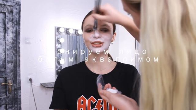 ПРОСТОЙ МАКИЯЖ НА ХЕЛЛОУИН || ОНО || Halloween Makeaup| It | Makeup Ideas смотреть онлайн