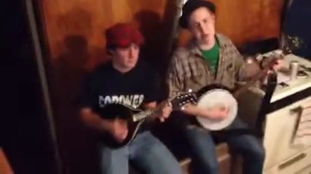 Pabst Blue Grass Boys Tear it Down смотреть онлайн