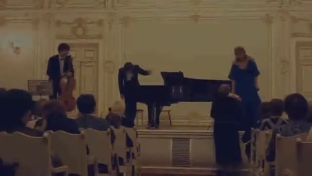 Ольга Шанина, музыка Игоря Балакирева "Летнему Саду" смотреть онлайн