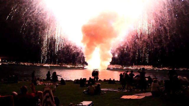 Ошибка при запуске фейерверка - San Diego Fireworks 2012 смотреть онлайн