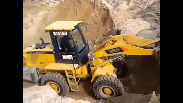 Погрузчик фронтальный