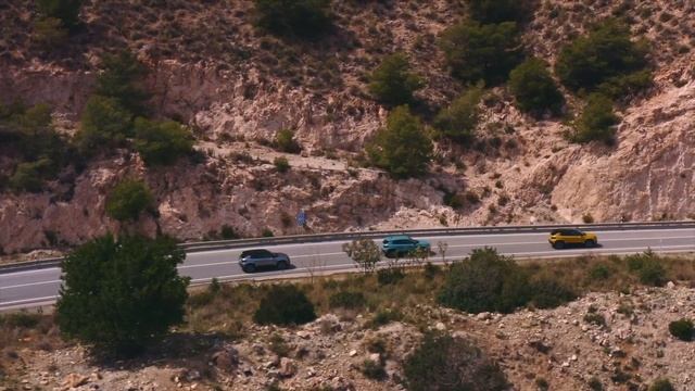 Jeep Avenger first drive and review for the American Electric car! смотреть онлайн