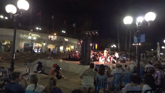 Женщина за 40. Ночная Яффа. Тель-Авив. Израиль смотреть онлайн