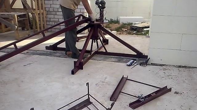 Самодельный подъемный кран Пионер (ч. 1) Mobile Construction Crane смотреть онлайн