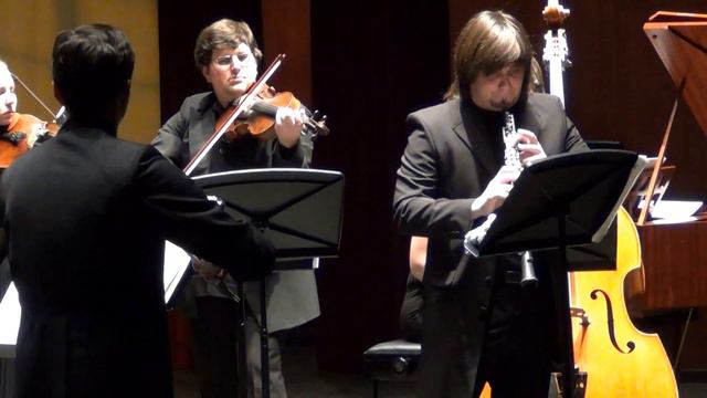Antonio Vivaldi - Oboe Concerto in a minor, RV 461 смотреть онлайн