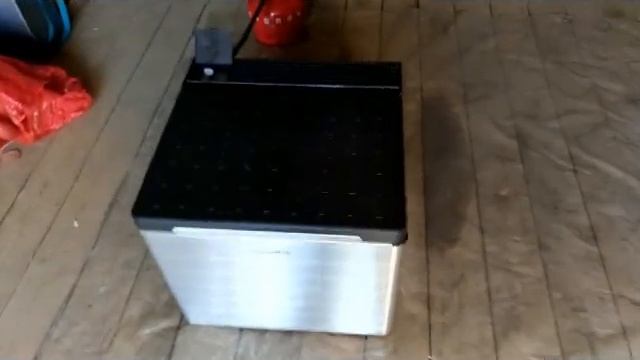 Холодильник DOMETIC COMBICOOL ACX 40 смотреть онлайн