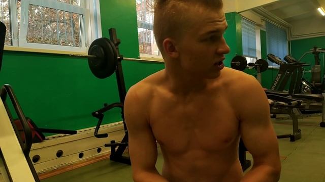 Тяжёлая Штанга Упала На Шею! смотреть онлайн