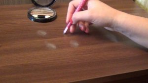 Лайфхак. Как убрать царапины с мебели.