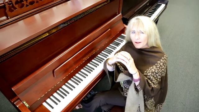 Pearl River Professional Studio Upright EU122 смотреть онлайн