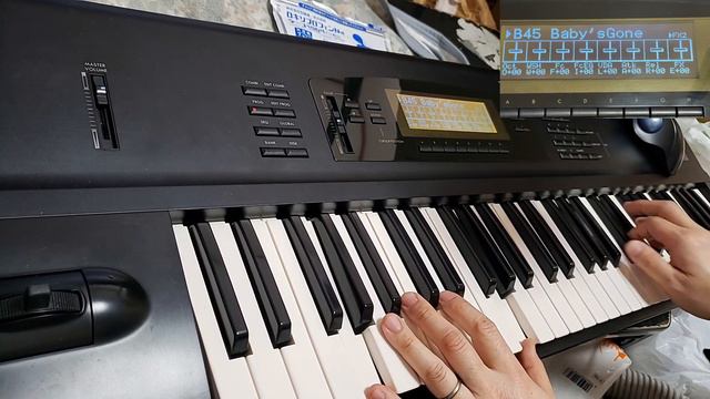 KORG 01/WFD PROG bank B demo(after O/H, no talking) смотреть онлайн