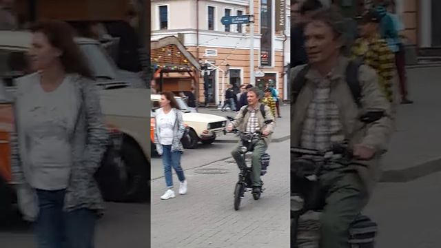 Ретроавтомобиль. 30 литров бензина на 100 км 😱 смотреть онлайн