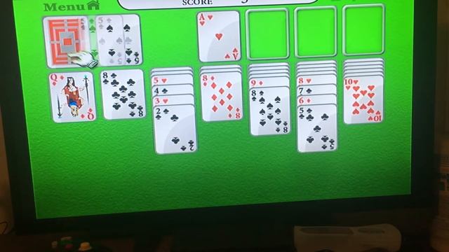 Playing 5 in 1 Solitaire on WiiWare смотреть онлайн