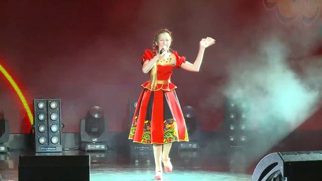 Малова Дарья- Московская кадриль смотреть онлайн