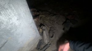 Вернул  одежду пожарных в подвал МЕДСАНЧАСТИ 126 в ПРИПЯТИ.Дозиметр ЗАШКАЛИЛО! Чернобыль