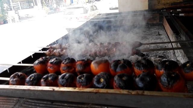 Кафе Ереван. Кебабы из барашка. смотреть онлайн