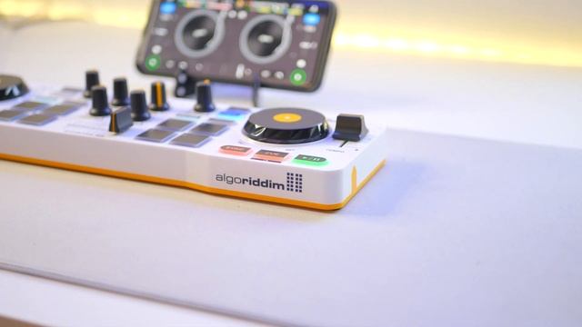HERCULES DJCONTROL MIX : UNBOXING & TEST [FR] смотреть онлайн