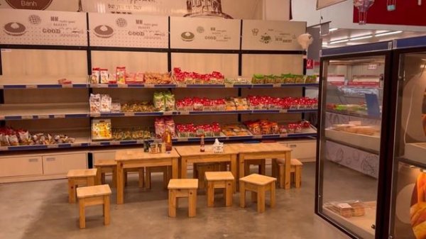 Самый БОЛЬШОЙ магазин Нячанга. Какие цены? Что продают? #megamarket #mm #вьетнам #нячанг