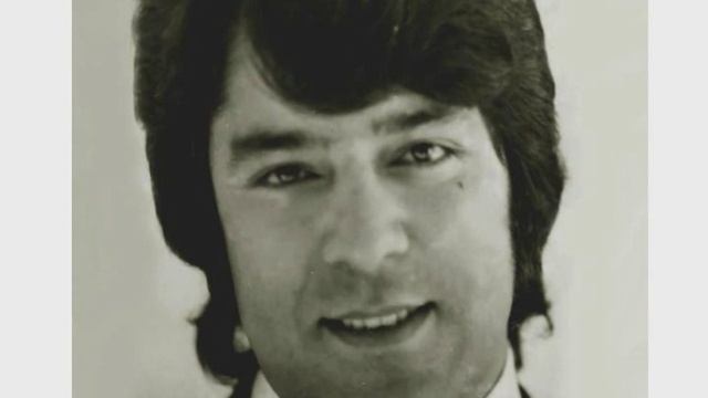 Аҳмад Зоҳир - Ahmad Zahir - احمد ظاهر - Ай гулизори ман, боғу баҳори ман - Ay golezare man... смотреть онлайн
