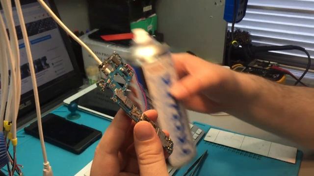 Как найти короткое замыкание или потребление, на плате телефона. смотреть онлайн