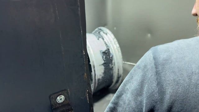 КАК КРАСЯТ ДИСКИ ПОРОШКОМ? смотреть онлайн