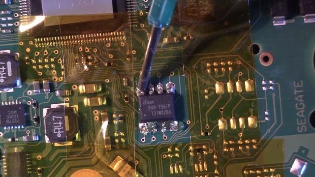 HDD Repair - Seagate Barracuda 2TB - Board Replacement - BIOS / Firmware Chip Swap. смотреть онлайн