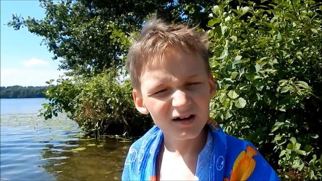 ДЕТИ и РОДИТЕЛИ. Про бабушку, лето, море и кита. Дети читают прикольные стихи-"Мечта"М.Лукашина смотреть онлайн