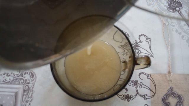 УДИВИТЕЛЬНАЯ ПОМАДКА для пасхальных куличей, которая не осыпается и не липнет. Глазурь их желатина. смотреть онлайн