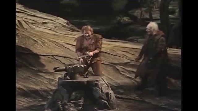 Siegfried - Act 1, Scene 3 ("Hoho! Hohei! Schmiede, mein Hammer...Den der Bruder schuf") смотреть онлайн