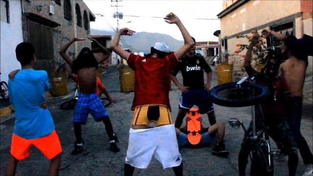 harlem shake isla de margarita los robles ( la fundacion ) HD смотреть онлайн