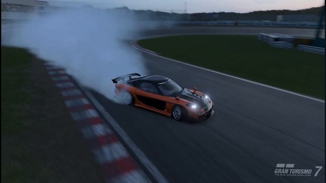 Gran Turismo 7: Drifting HAN'S RX-7 from Tokyo Drift!!! (GT7)(PS5) смотреть онлайн