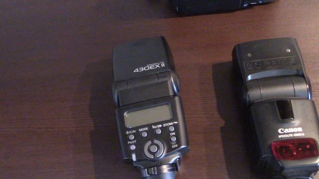 вспышка Canon Speedlite 430ex II - подделка?