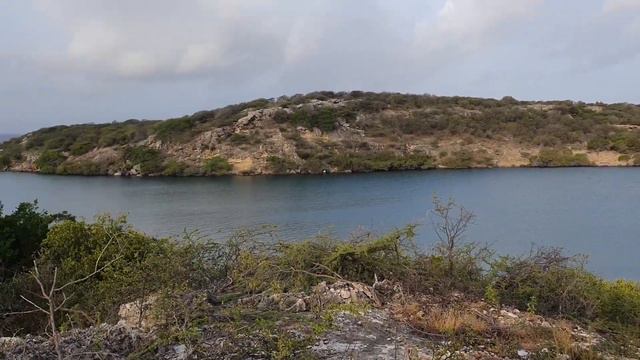 HIKEN OP CURACAO - EROPUIT - Veeris berg beklimmen смотреть онлайн