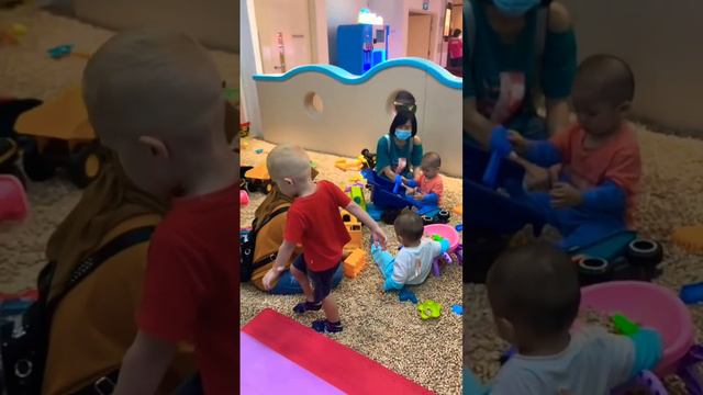 Детские сады в Сингапуре #воспитание #сингапур #дети #детскийсад #переезд смотреть онлайн