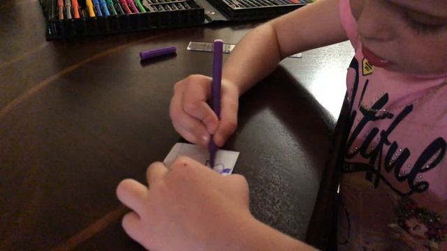 София в Питере. Софиюшка рисует картинку смотреть онлайн