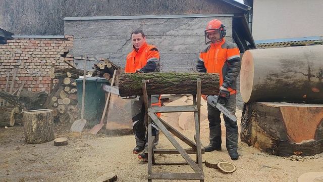 Stihl MS 261 C with light 04 bar & Husqvarna 550 XP mk II. смотреть онлайн