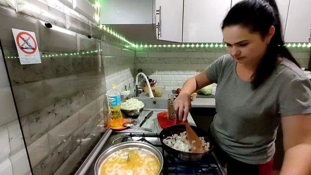 суп с сардиной в масле и рагу